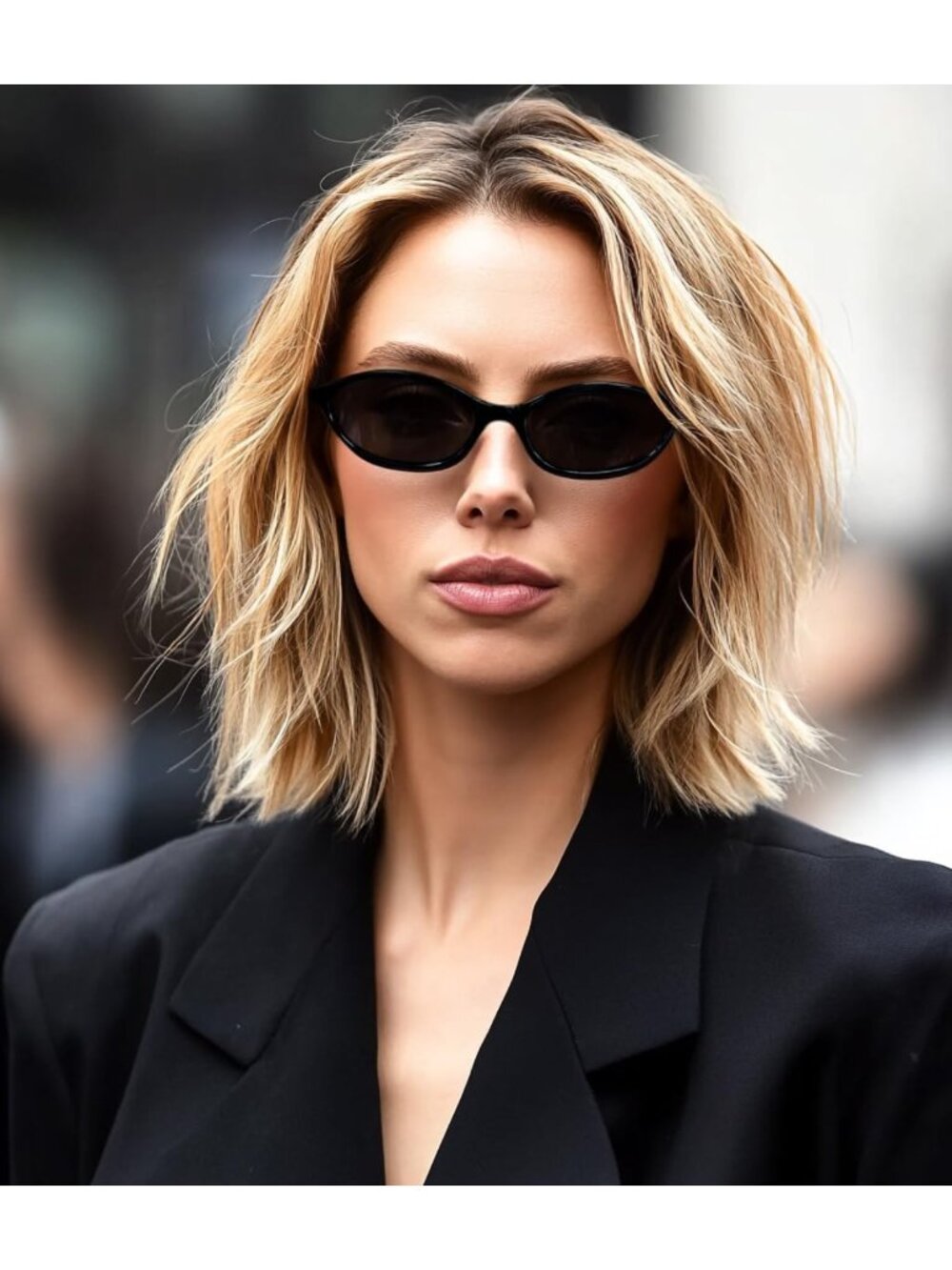 Trendy 90s Retro Oval Cat Eye Sunglasses for Women - Lightweight Y2K Shades - Picture 3 of 7